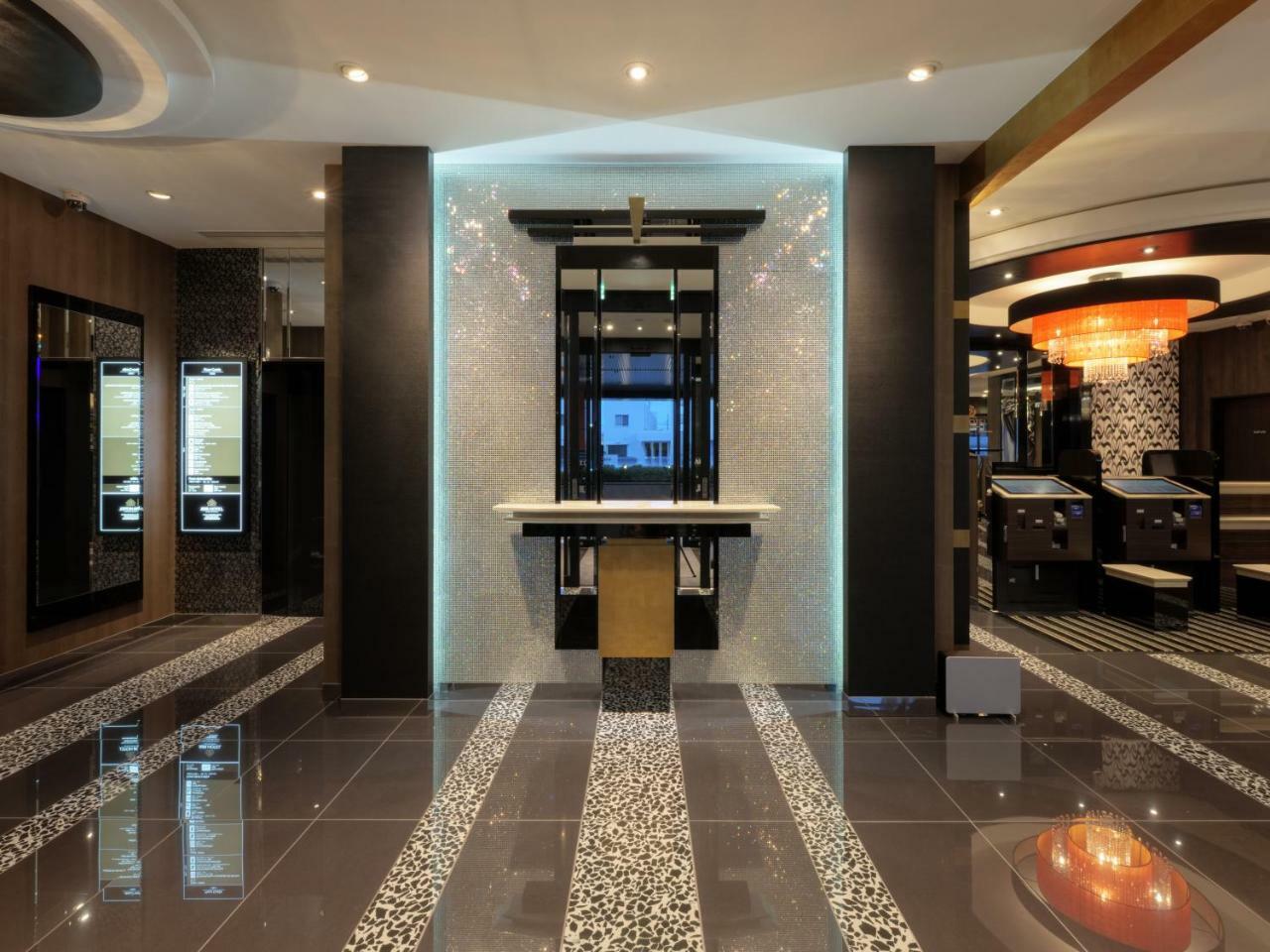 Apa Hotel Ibaraki Koga Ekimae Exterior foto
